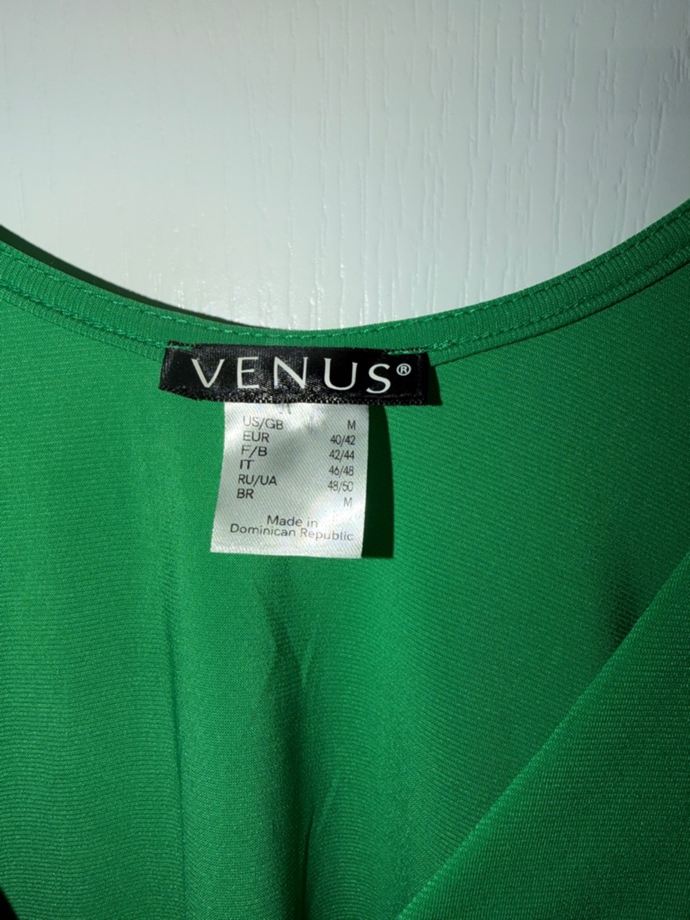 VENUS Emerald Green Tie-Front Ruched Midi Dress size medium Bodycon - Picture 3 of 6